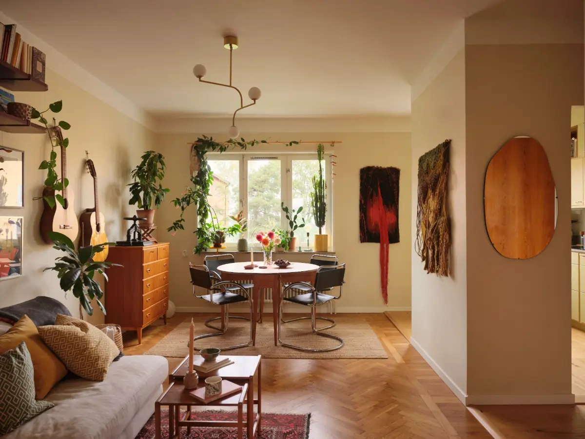 Best of 2025: Living Rooms 30 swedish-1940s-apartment-yellow-kitchen-nordroom18