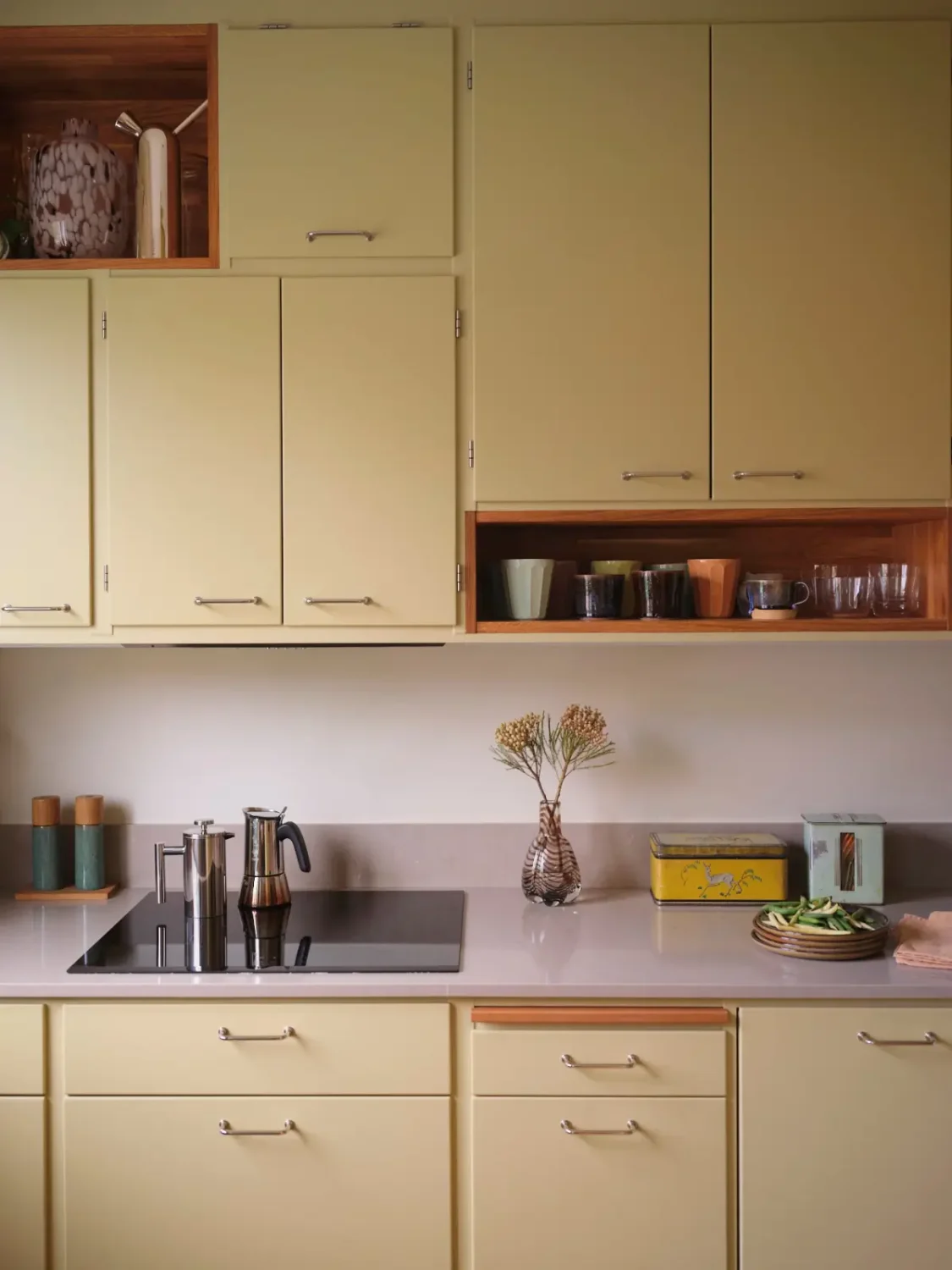 A Light Yellow Kitchen and Period Features in a 1940s Apartment 11 swedish-1940s-apartment-yellow-kitchen-nordroom19