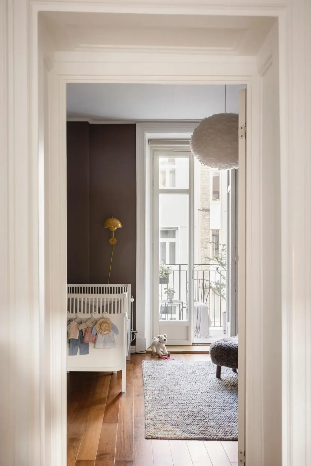 A Social Open-Plan Living Space in a Cozy 19th Century Apartment 19 tasteful-19th-century-swedish-apartment-nordroom16