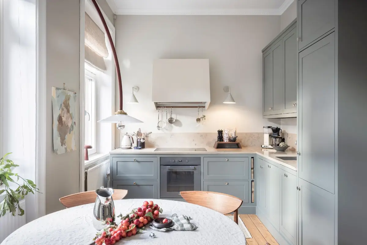 A Social Open-Plan Living Space in a Cozy 19th Century Apartment 13 tasteful-19th-century-swedish-apartment-nordroom21