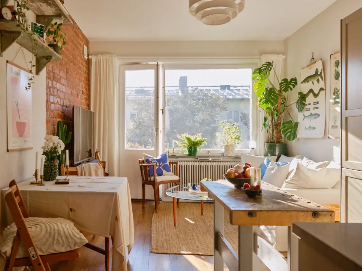 A Small 1930s Apartment with an Exposed Brick Wall 1 tiny-swedish-apartment-exposed-brick-wall-nordroom18