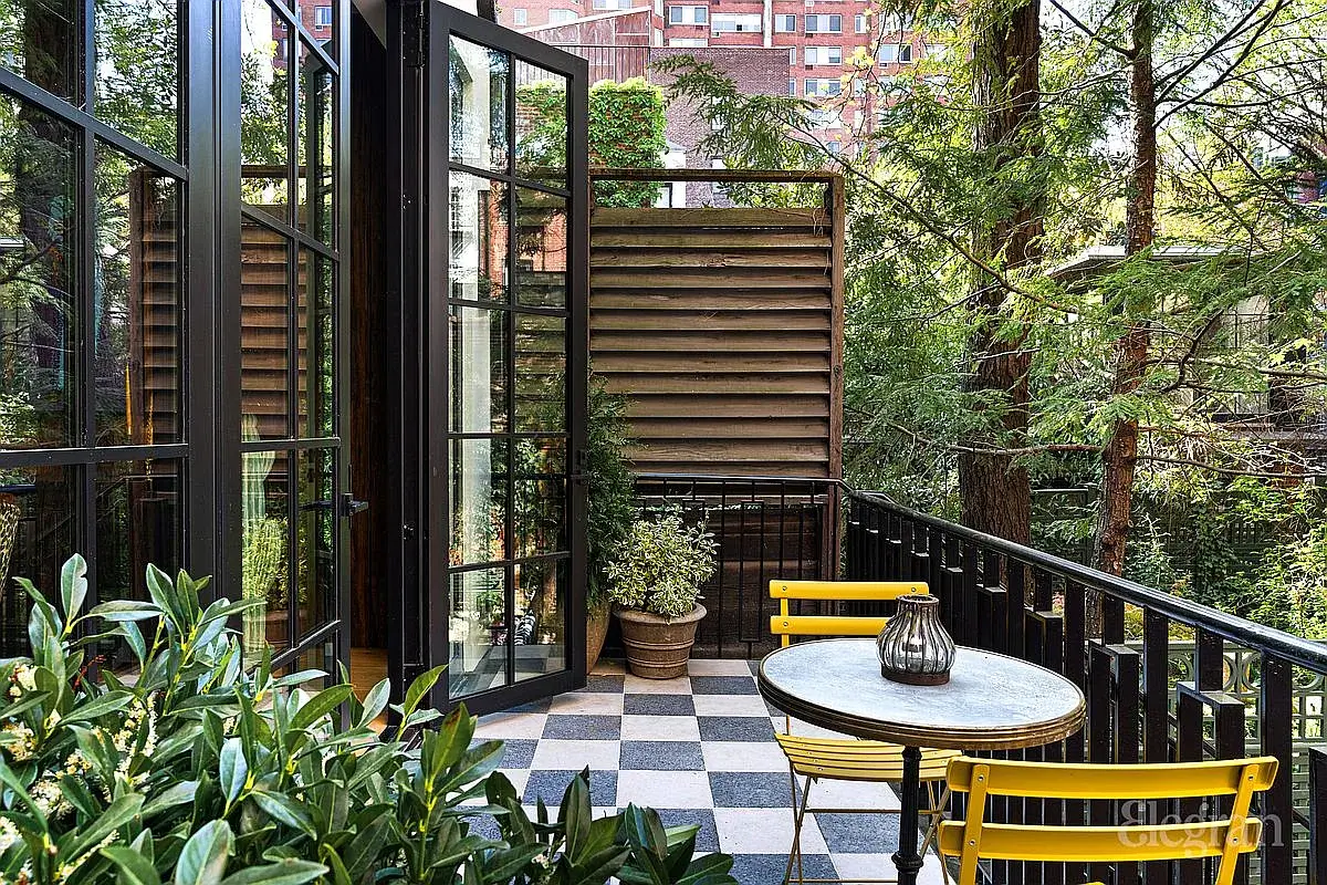 The 10 Most Expensive New York Real Estate Listings in November 2025 27 townhouse-most-expensive-real-estate-listings-new-york-november-2025-nordroom3