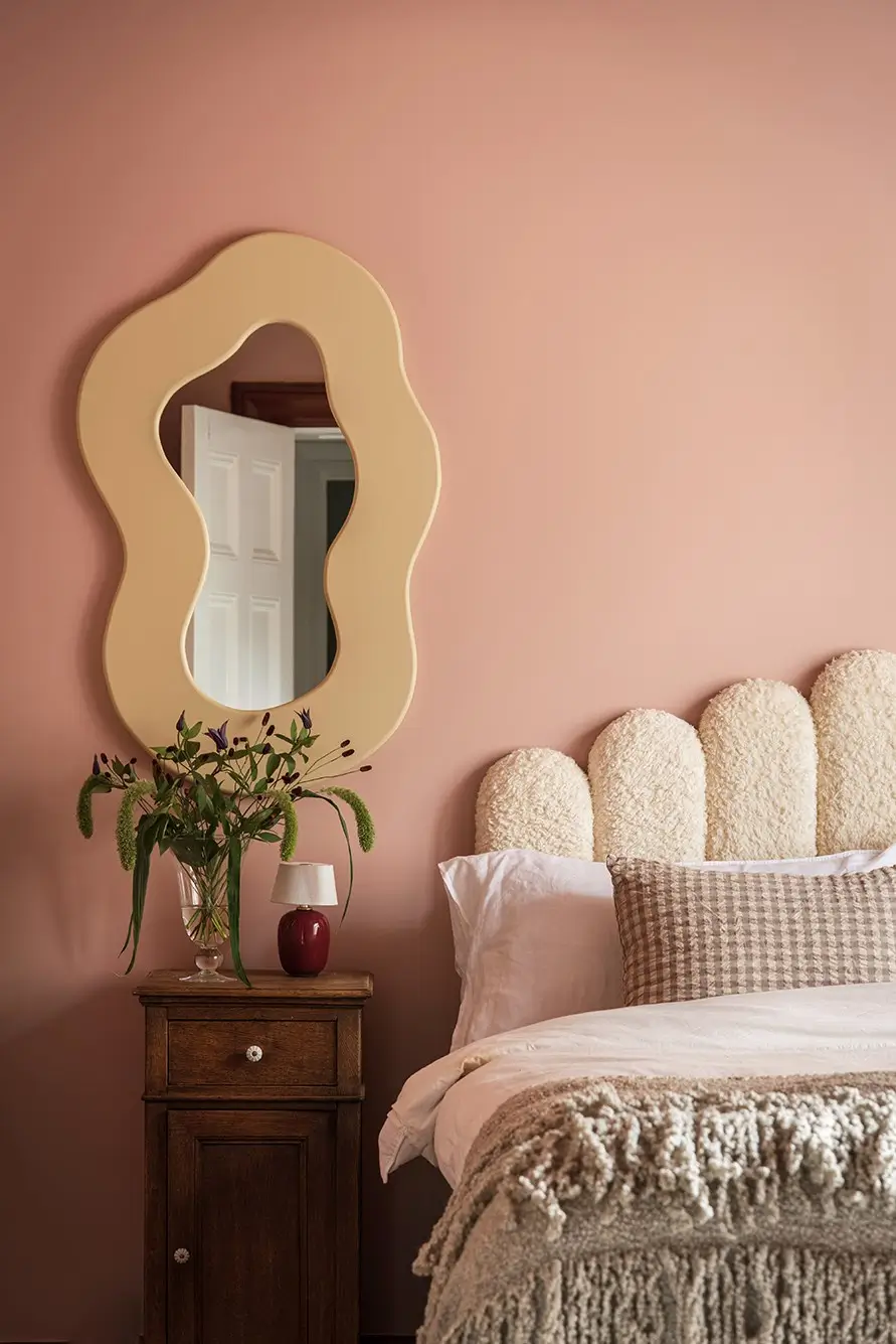 Period Features and a Pink Bedroom in a Turn-of-the-Century Apartment 24 turn-of-the-century-apartment-pink-bedroom