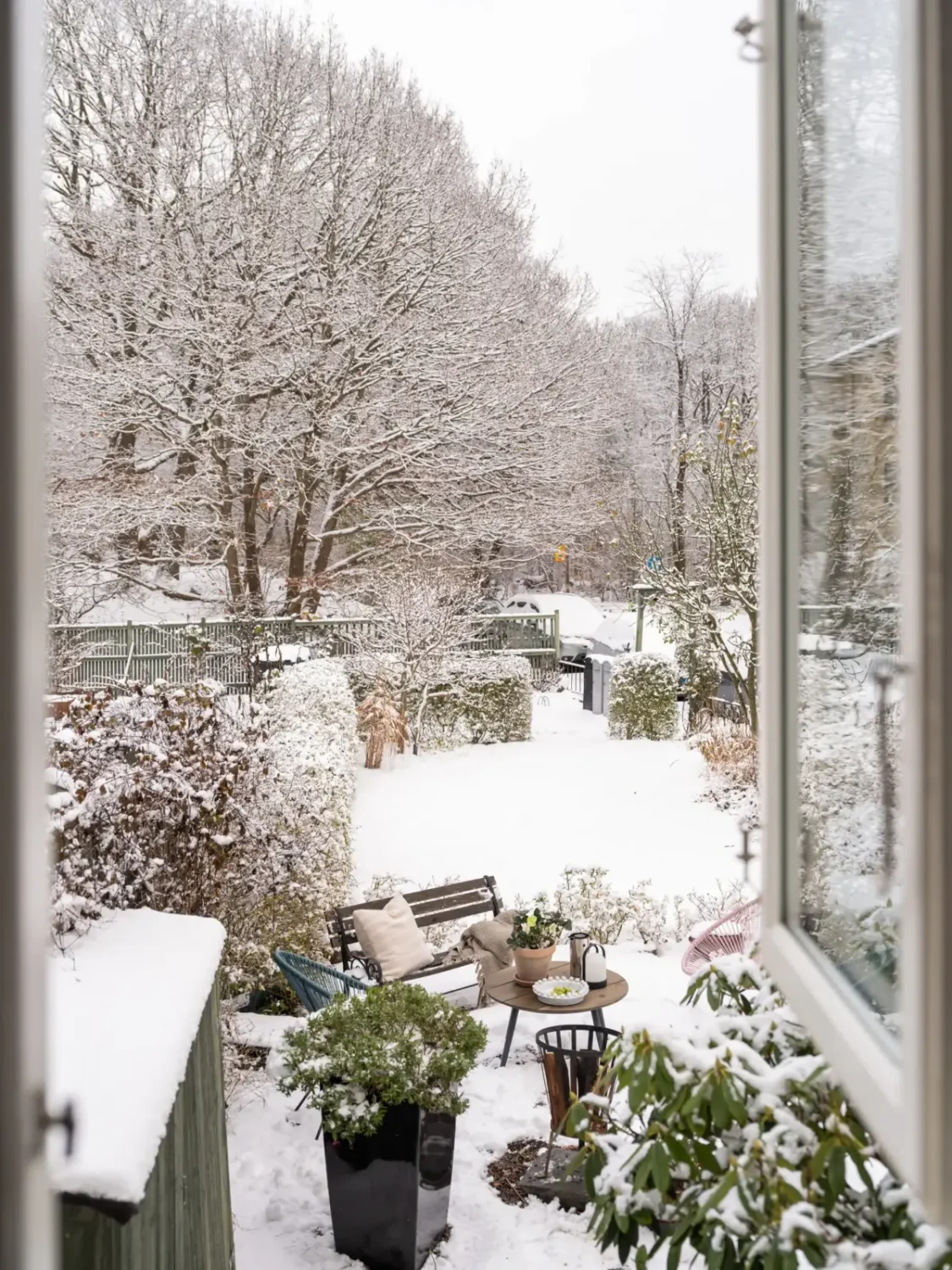A Well-Preserved 1940s Townhouse Designed by Sweden's First Female Architect 19 well-preserved-1940s-terrace-house-sweden19