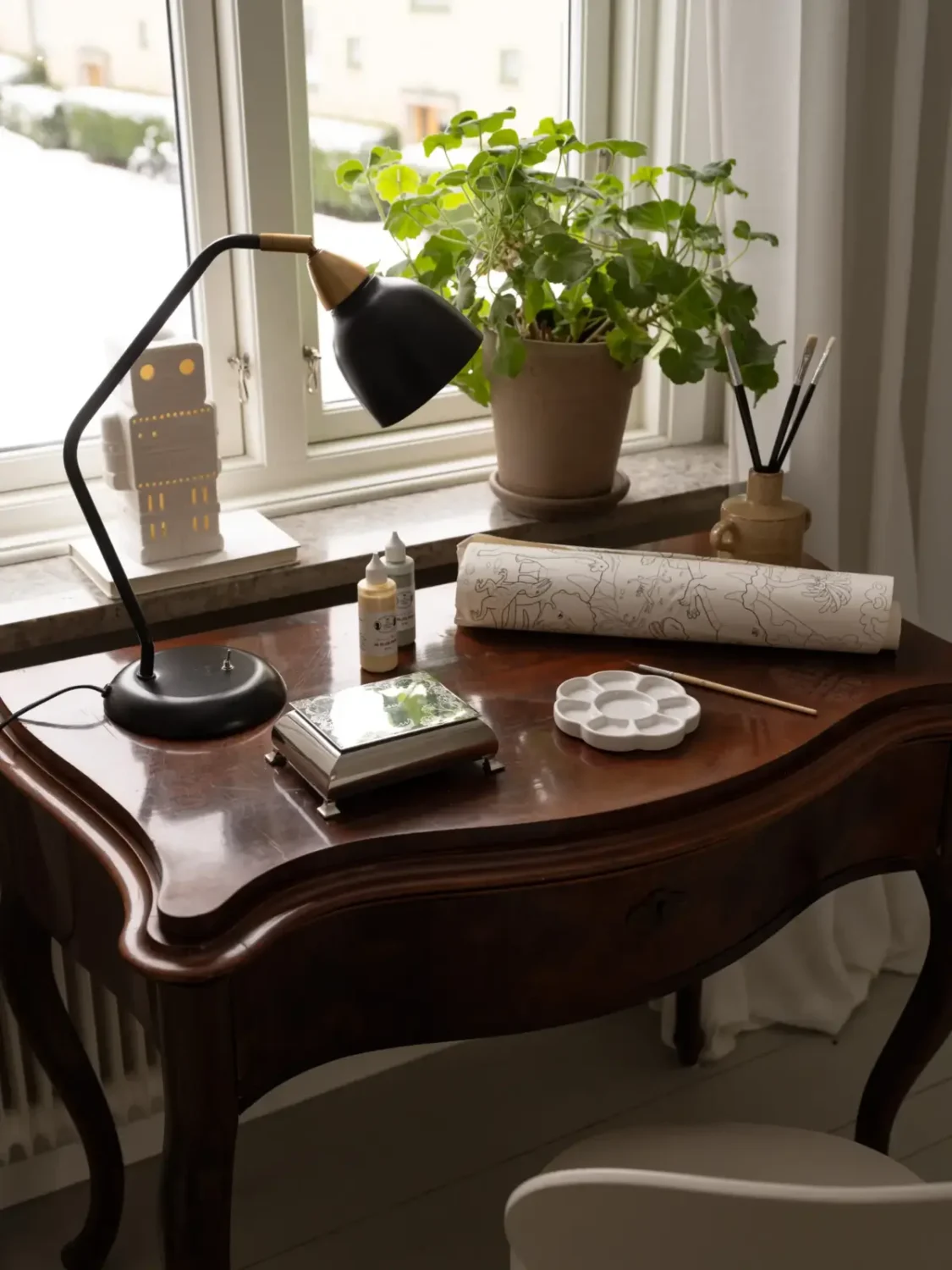 A Well-Preserved 1940s Townhouse Designed by Sweden's First Female Architect 35 well-preserved-1940s-terrace-house-sweden37