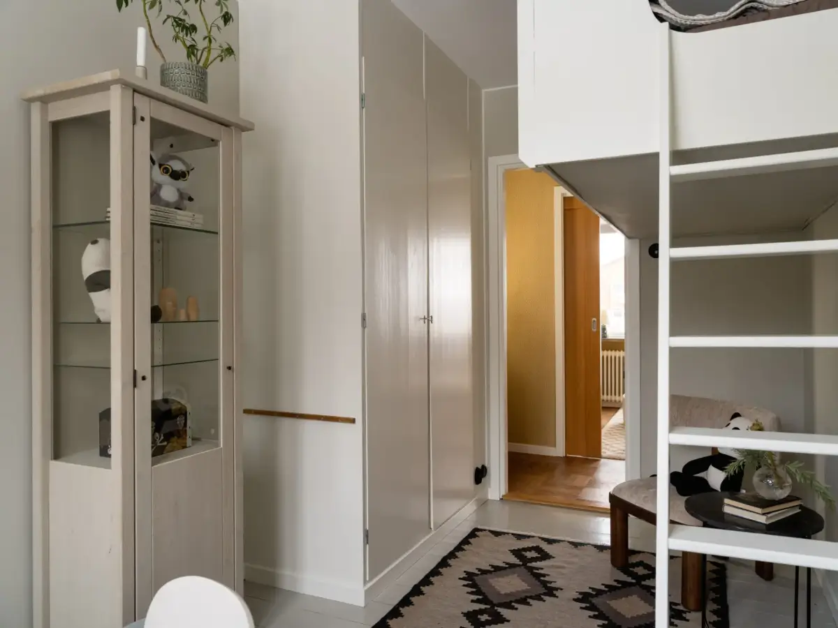 A Well-Preserved 1940s Townhouse Designed by Sweden's First Female Architect 36 well-preserved-1940s-terrace-house-sweden38