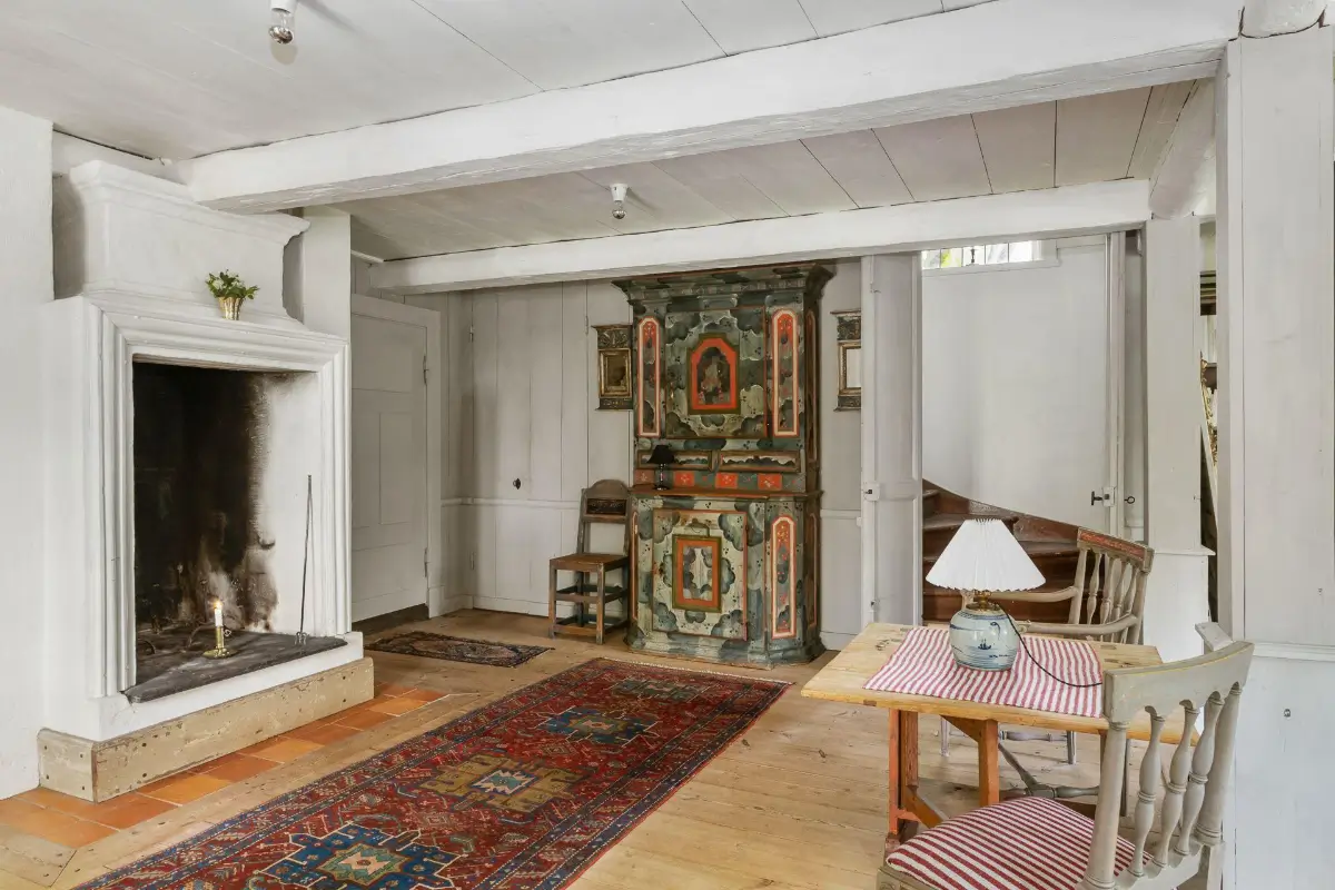 A Carefully Preserved 18th-Century Manor House in Sweden is for Sale 37 18th-century-manor-house-sweden-for-sale-renovated-Goran-Gudmundsson-nordroom