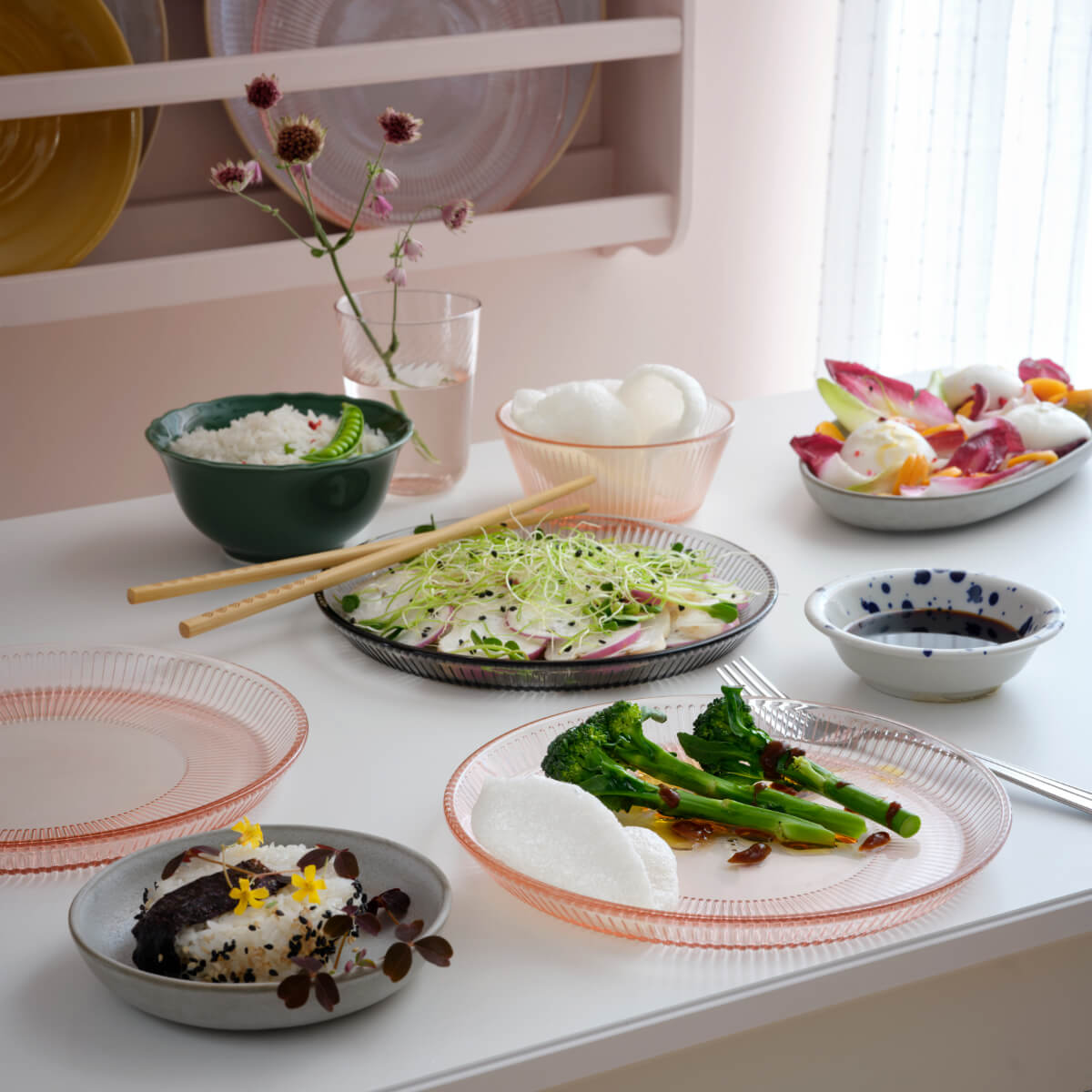 New IKEA Collection January 2026: A New Year, A New Home 29 IKEA-HAVSGADDA-glass-plates-new-ikea-collection-january-2026-nordroom