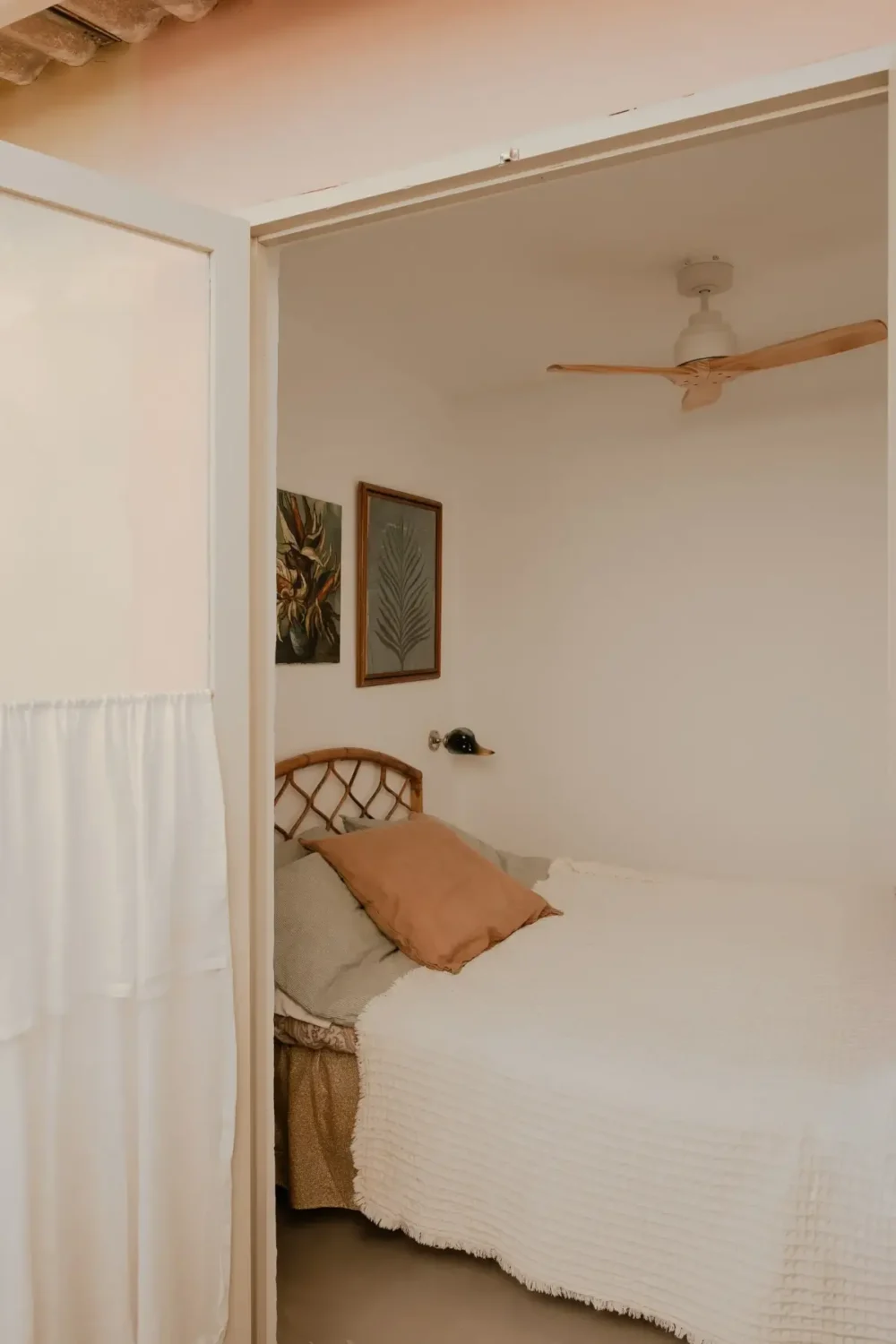 Inside Casa Coral: Lina Kjellvertz’s Timeless Take on Mediterranean Living 9 casa-coral-Lina-Kjellvertz-Dusty-Deco-Mallorca-nordroom