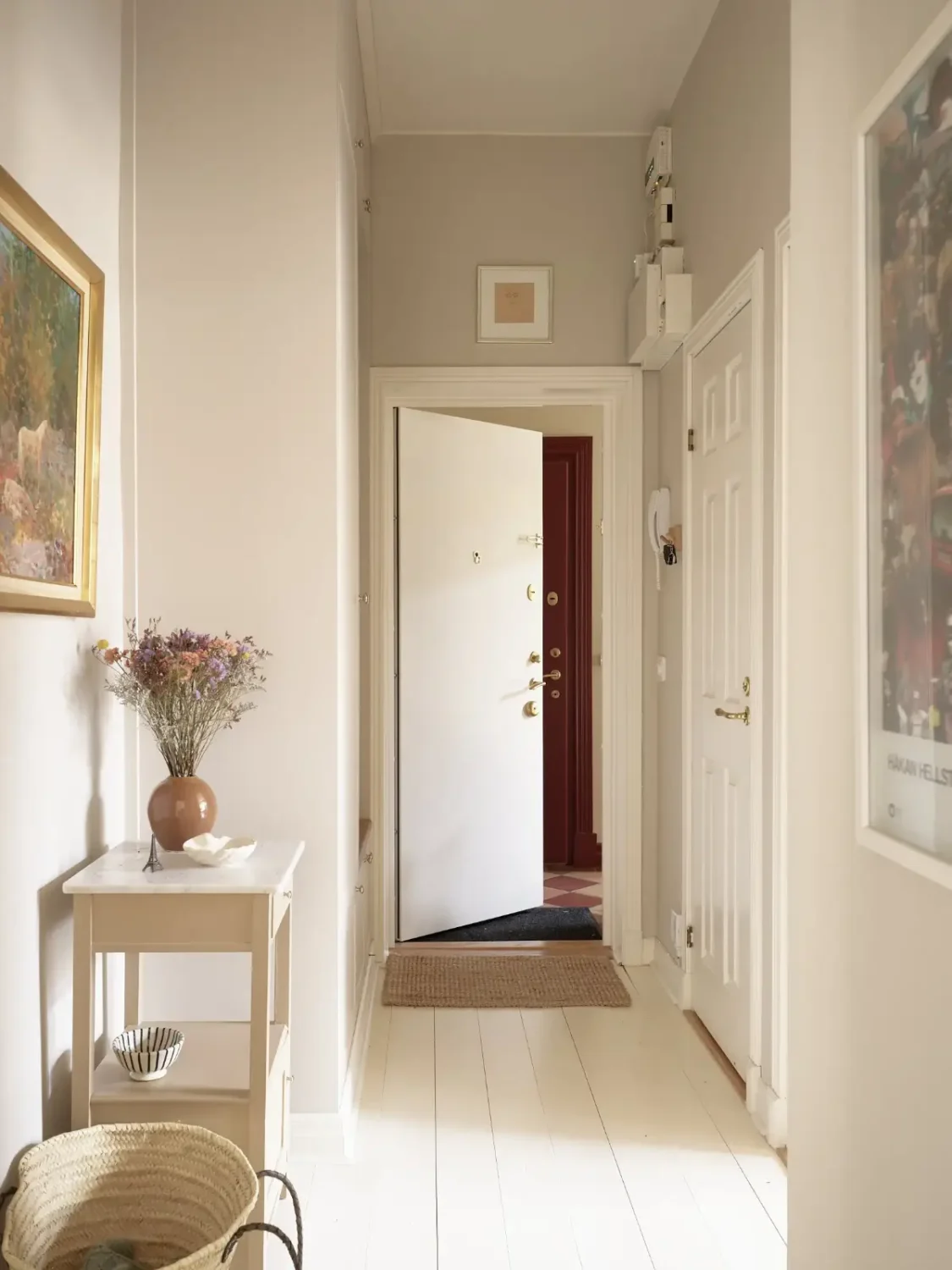 A Cozy and Light Early 20th-Century Apartment in Gothenburg 19 charming scandinavian apartment nordroom18 A Cozy and Light Early 20th-Century Apartment in Gothenburg