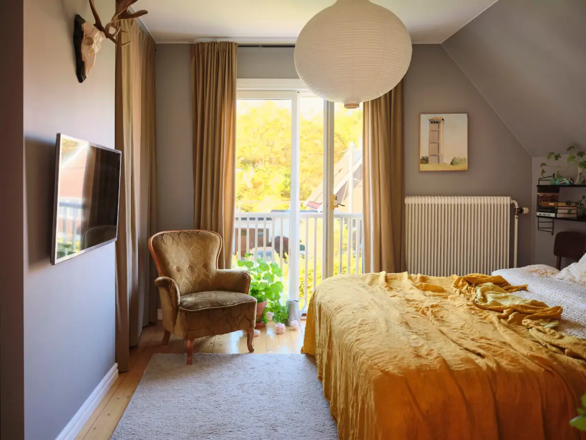 A Charming 1950s Family Home with a Lovely Garden 28 cozy-1950s-family-home-sweden-nordroom