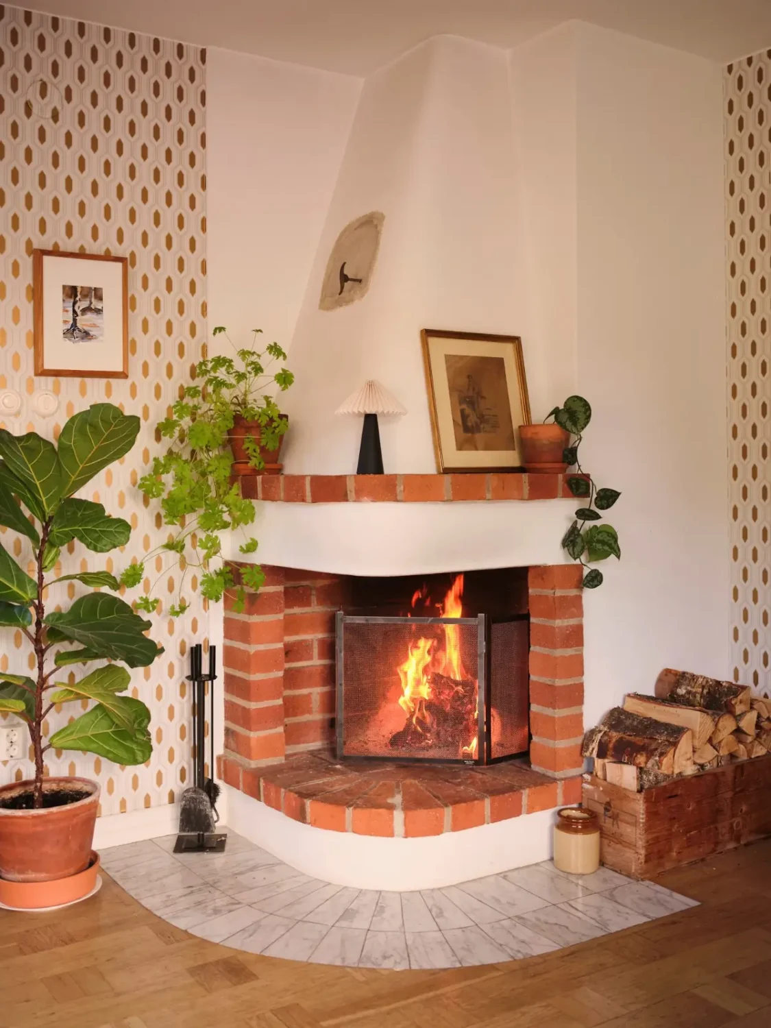 A Charming 1950s Family Home with a Lovely Garden 8 cozy-1950s-family-home-sweden-nordroom