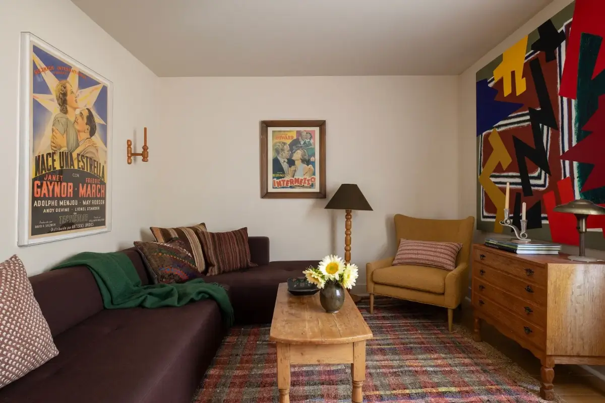 A Renovated Mid-Century Retreat in the Hudson Valley 7 late-1940s-renovated-cottage-new-york