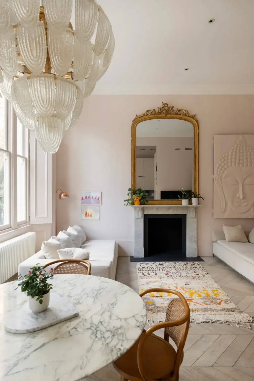 A Bright, Blush Pink Garden Apartment in Notting Hill 3 notting-hill-apartment4