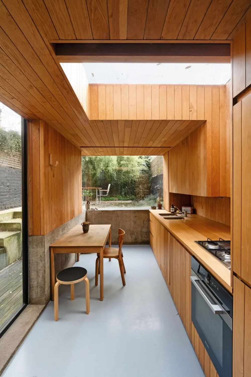 Modern Concrete and Oak Interiors in a Victorian House Designed by David Adjaye 5 swarovski-house-london-David-Adjaye