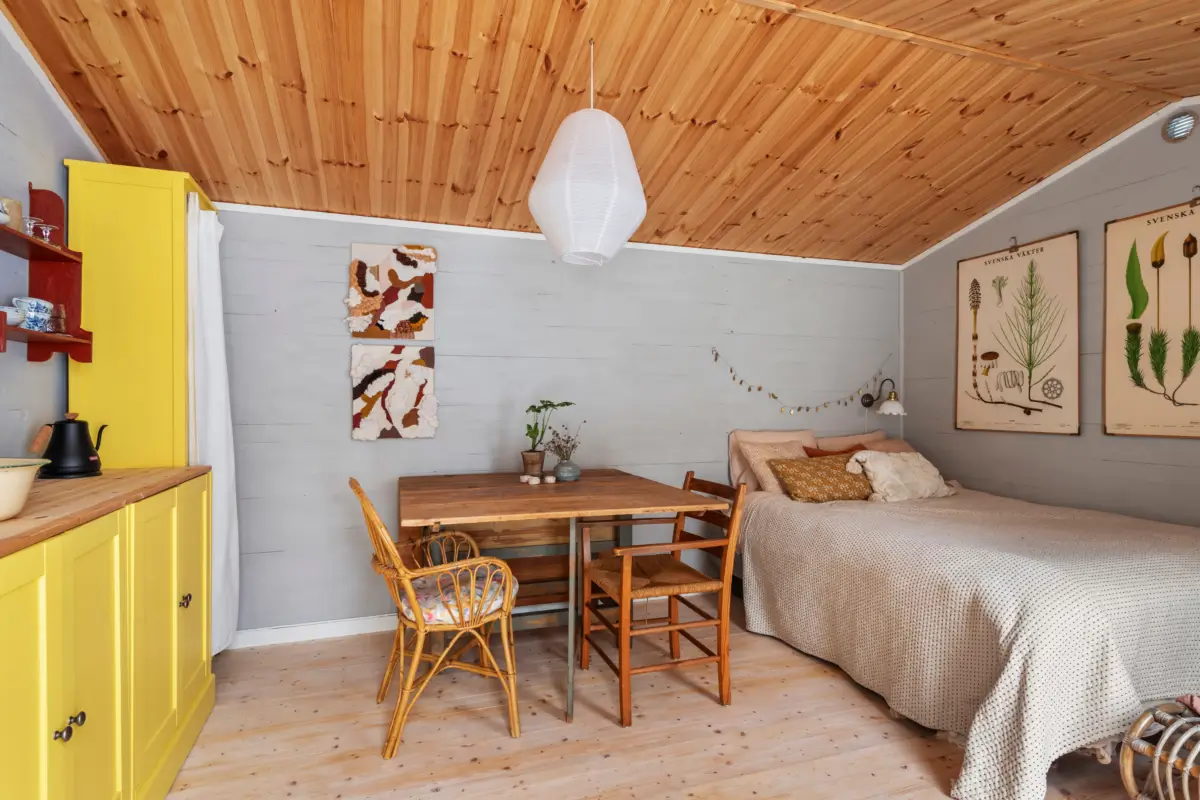A Cozy 19th-Century Swedish Cottage Surrounded by Forest 39 charming-19th-century-cottage-sweden