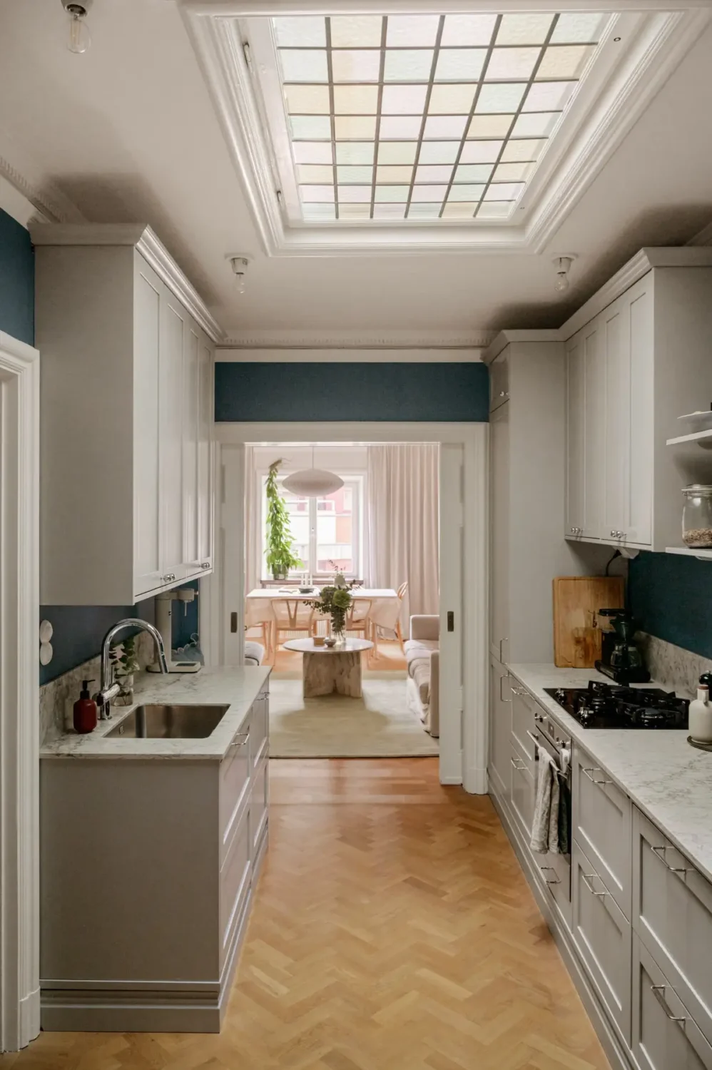 A 1920s Apartment Decorated in Blue and Green Tones 12 green-blue-tones-1920s-apartment-stockholm