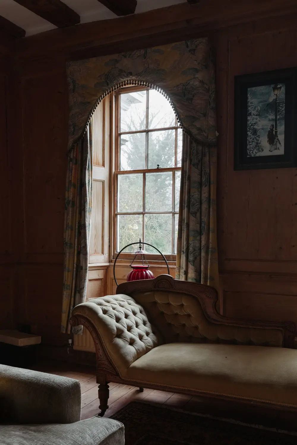 A Characterful Queen Anne House in the English Countryside 10 historic-queen-anne-style-country-house-england