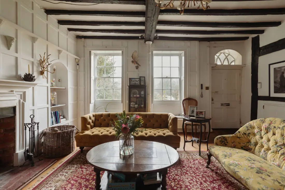 A Characterful Queen Anne House in the English Countryside 2 historic-queen-anne-style-country-house-england