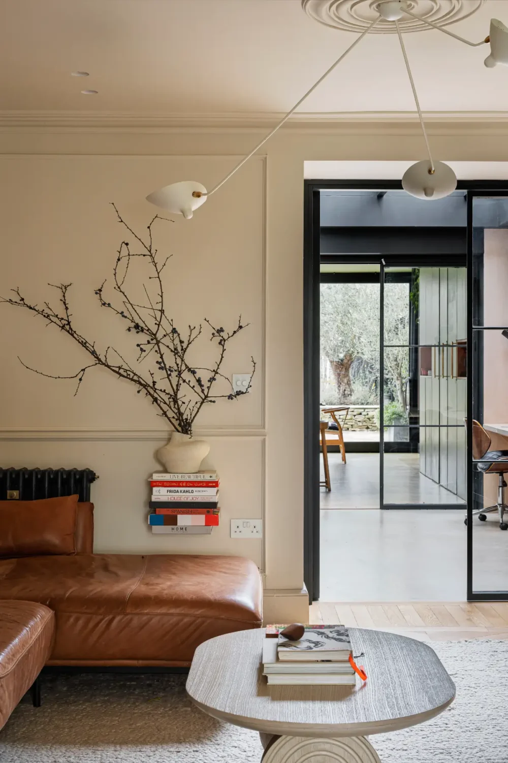 A Victorian Family House With Period Features and Modern Design 10 modernized-19th-century-home-frome-england