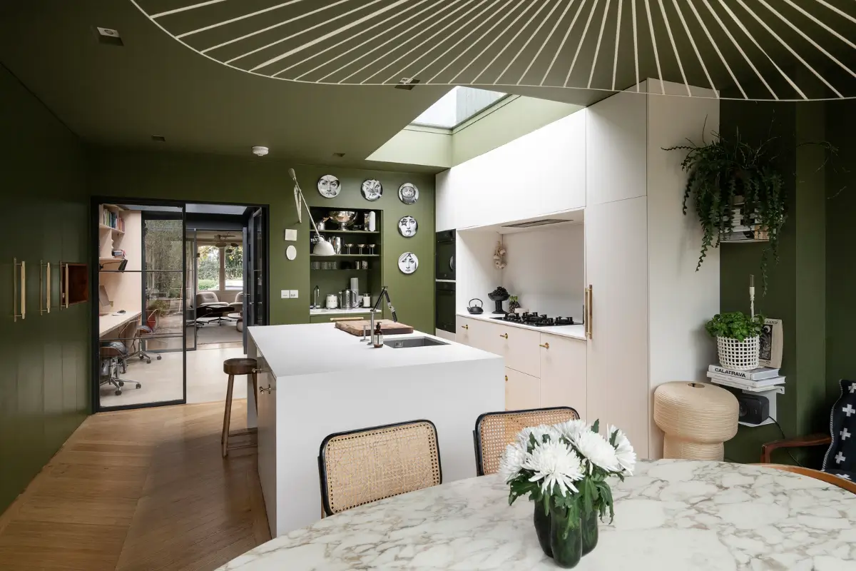 A Victorian Family House With Period Features and Modern Design 17 modernized-19th-century-home-frome-england