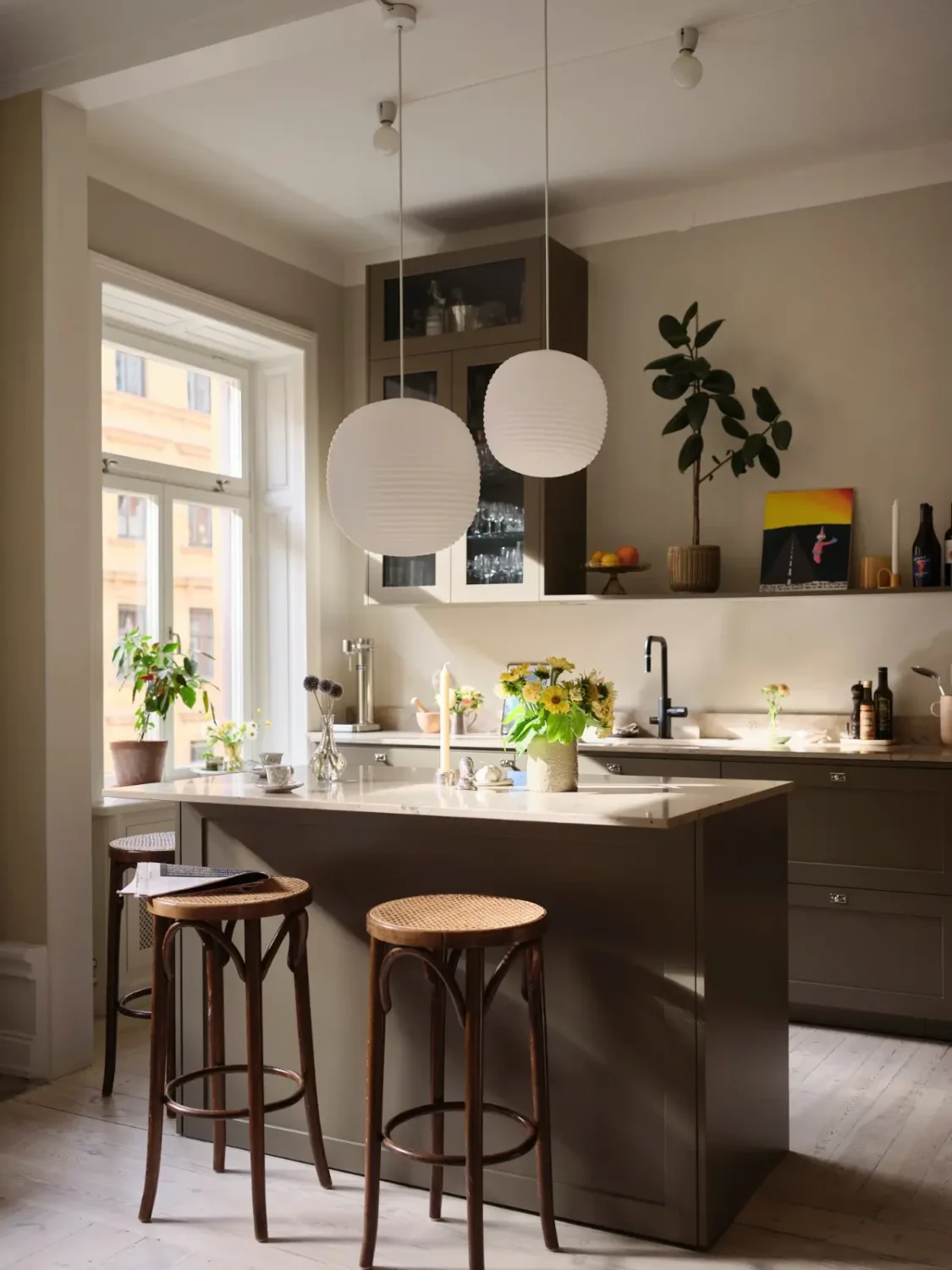 A Muted Color Palette in a Charming Late 19th-Century Apartment 11 serene-late-19th-century-apartment-stockholm-nordroom
