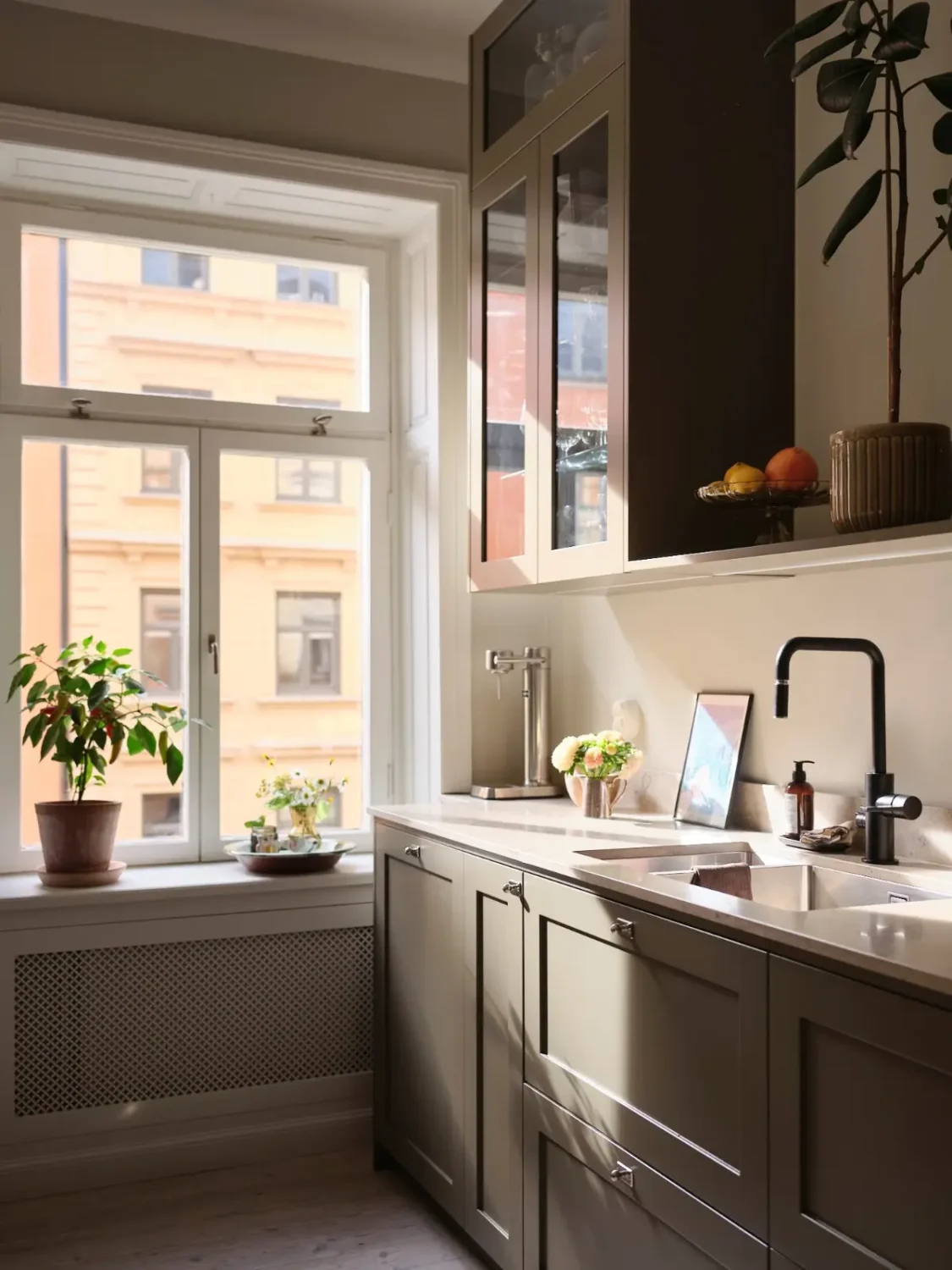 A Muted Color Palette in a Charming Late 19th-Century Apartment 12 serene-late-19th-century-apartment-stockholm-nordroom