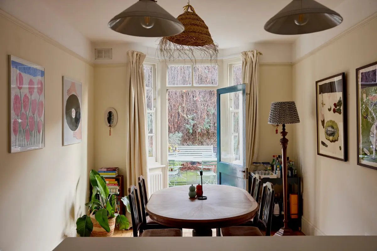 A Serene Ground-Floor Victorian Apartment in London 5 small-19th-century-apartment-london