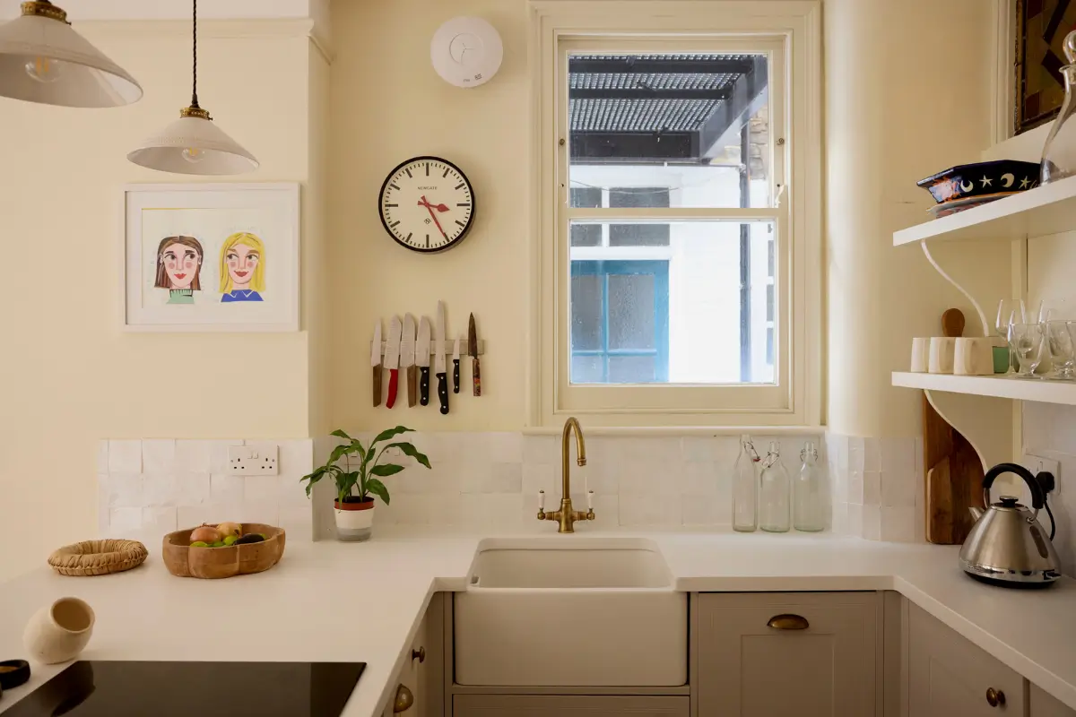 A Serene Ground-Floor Victorian Apartment in London 4 small-19th-century-apartment-london