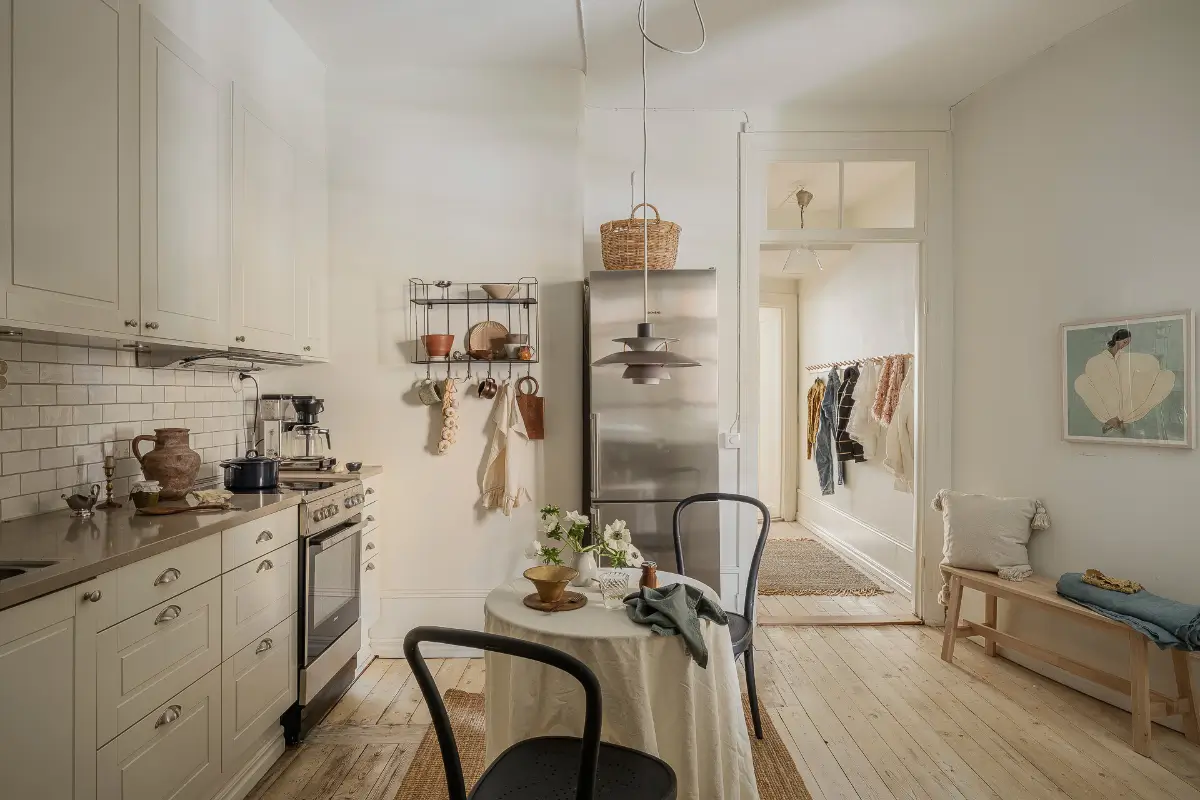 A Narrow Scandinavian Apartment with a Charming Blue Bedroom 4 turn-of-the-century-scandinavian-apartment-nordroom