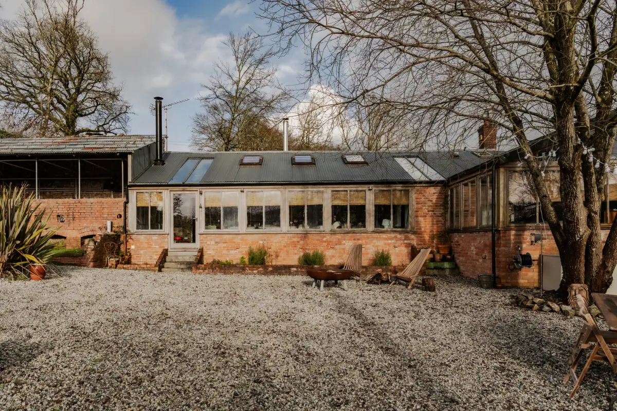 An Abandoned Victorian Walled Garden Transformed into a Unique Artist Home 26 unique-artist-home-south-of-england
