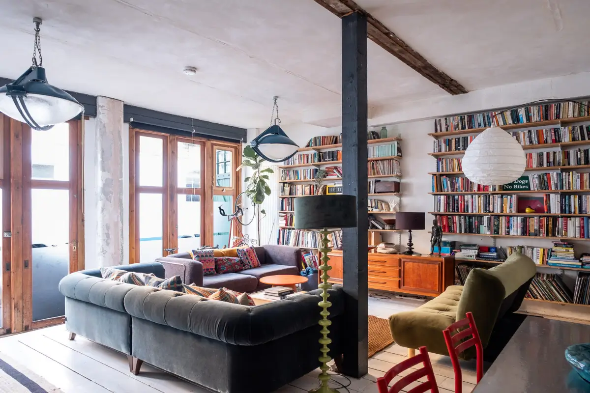 A Victorian Mews House with a Former Greenhouse Turned Into A Dining Room 2 victorian-mews-house-england