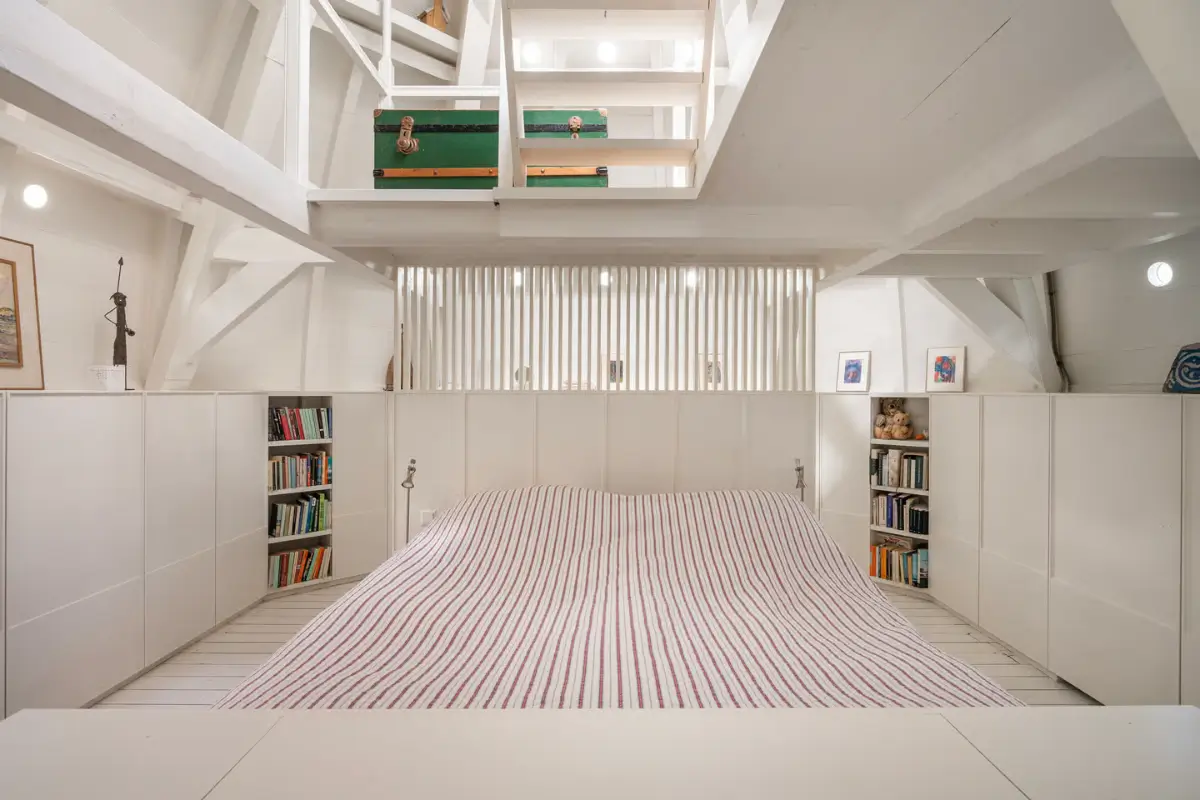 Unique Property: An 18th-Century Octagonal Tea House in The Netherlands 20 18th-century-octagonal-tea-house-netherlands-nordroom