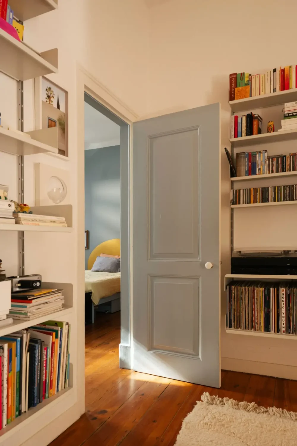 A Beautiful Renovated 19th-Century Townhouse in Lisbon 17 19th-century-lisbon-townhouse-nordroom