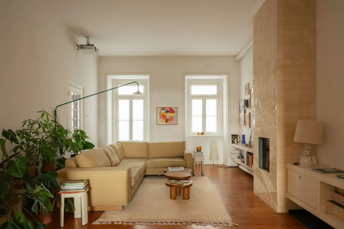 A Beautiful Renovated 19th-Century Townhouse in Lisbon 9 19th-century-lisbon-townhouse-nordroom