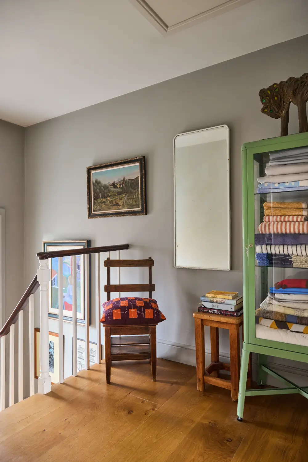 Bespoke Joinery and Open-Plan Spaces in a Victorian Townhouse 18 bespoke-joinery-period-features-renovated-Marylebone-townhouse-nordroom