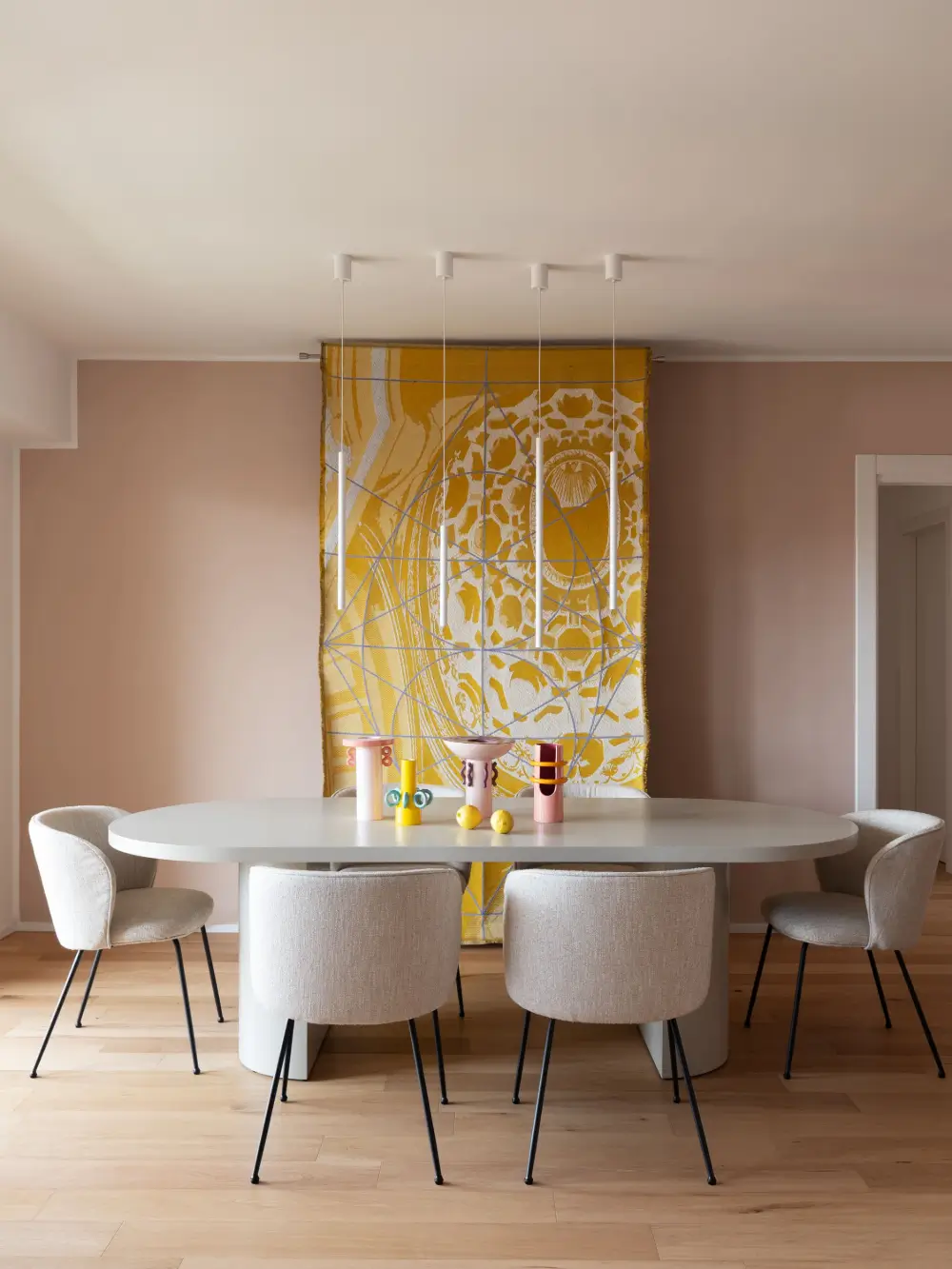 Contemporary and Warm Spaces in a Roman Apartment by Raffaella Falbo 7 contemporary-rome-apartment-Raffaella-Falbo-nordroom
