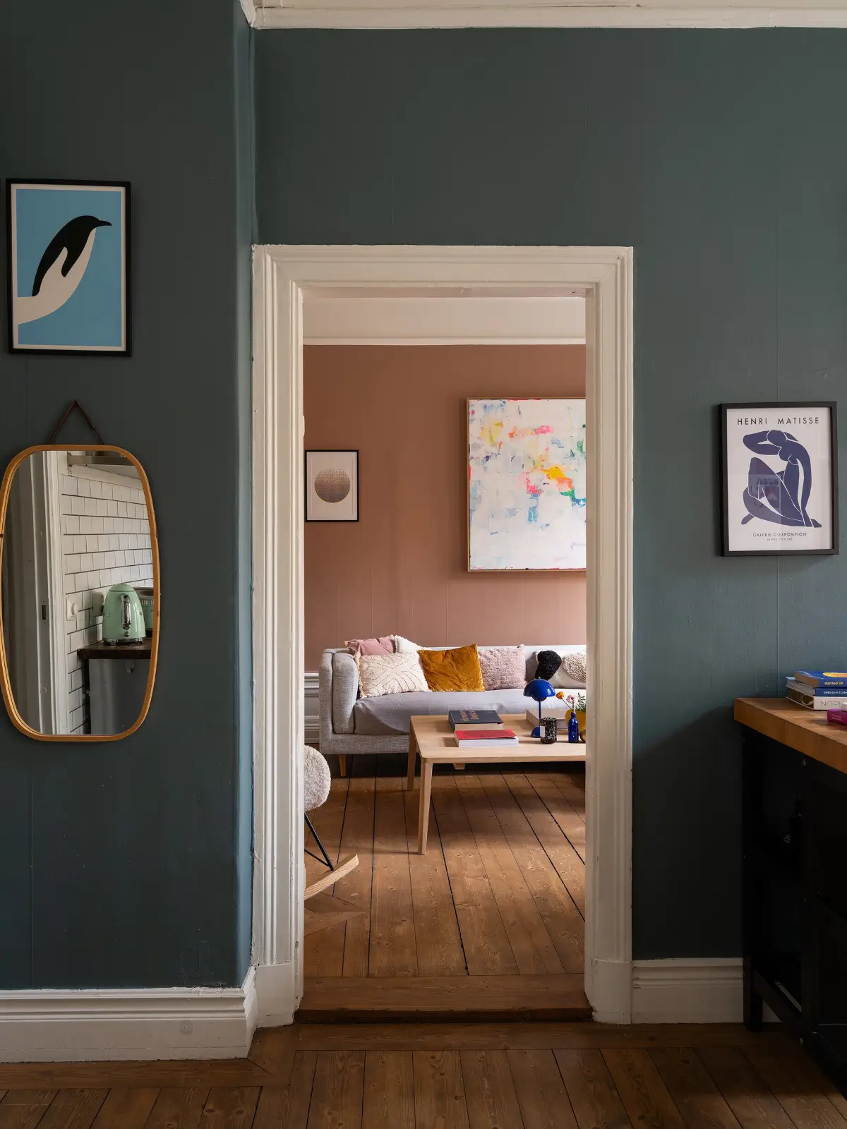 cozy-colorful-rooms-19th-century-stockholm-apartment-nordroom