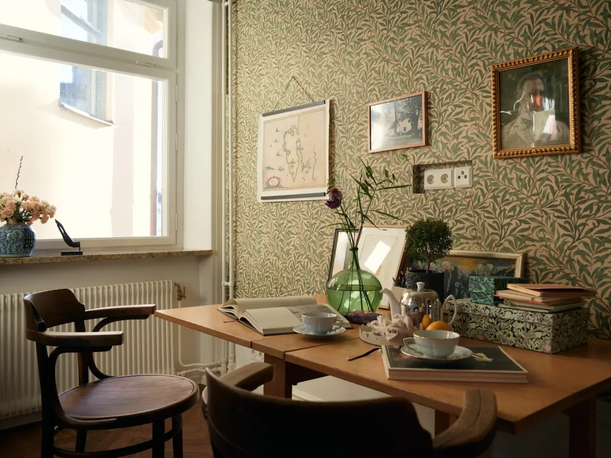Cozy Spaces in a Renovated Early 20th-Century Apartment in Stockholm 27 cozy-early-20th-century-stockholm-apartment-nordroom