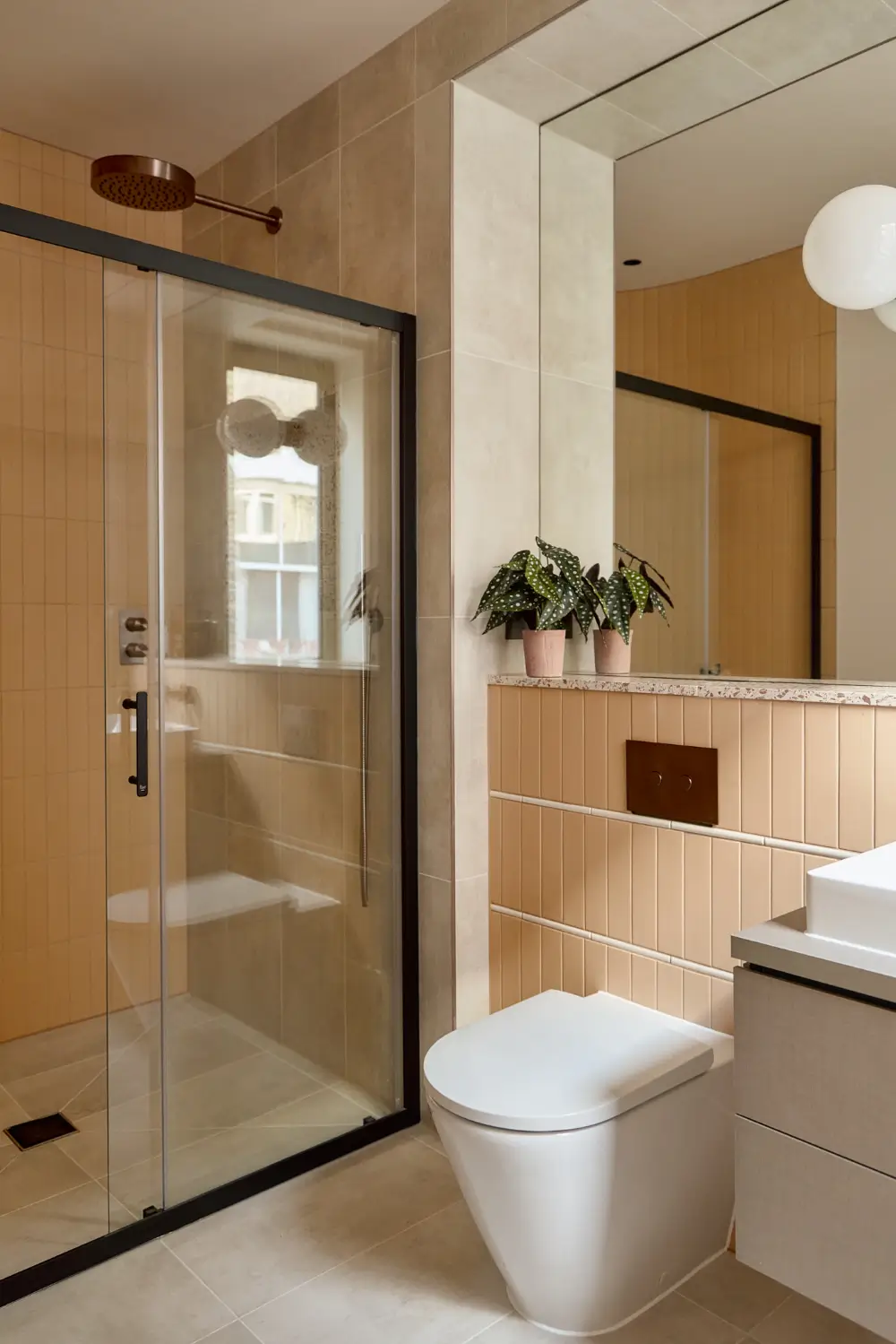 Midcentury and Japanese Influences in a Sustainable London New Build 28 curves-textures-new-build-house-london