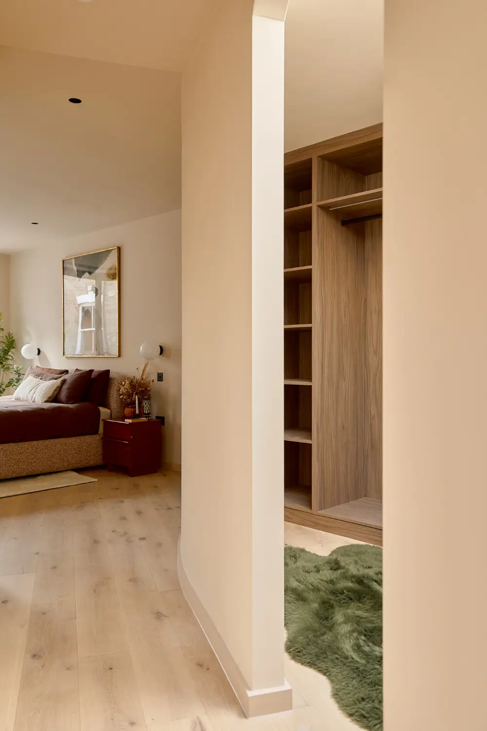 Midcentury and Japanese Influences in a Sustainable London New Build 29 curves-textures-new-build-house-london