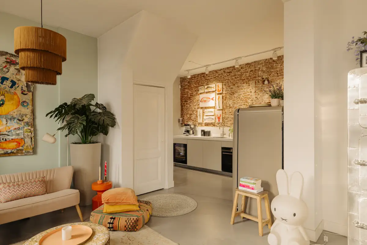A Bright, Late 19th-Century Corner Apartment in Amsterdam 20 duplex-corner-apartment-amsterdam