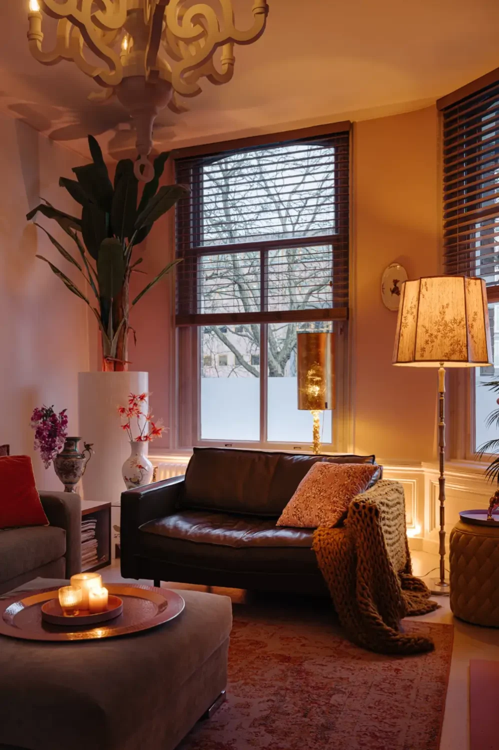 A Bright, Late 19th-Century Corner Apartment in Amsterdam 7 duplex-corner-apartment-amsterdam