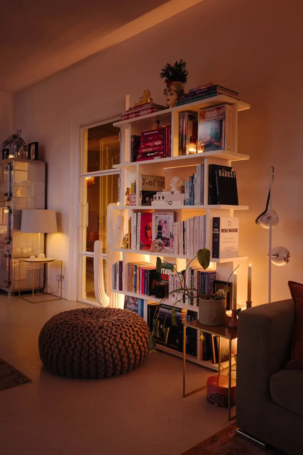 A Bright, Late 19th-Century Corner Apartment in Amsterdam 13 duplex-corner-apartment-amsterdam