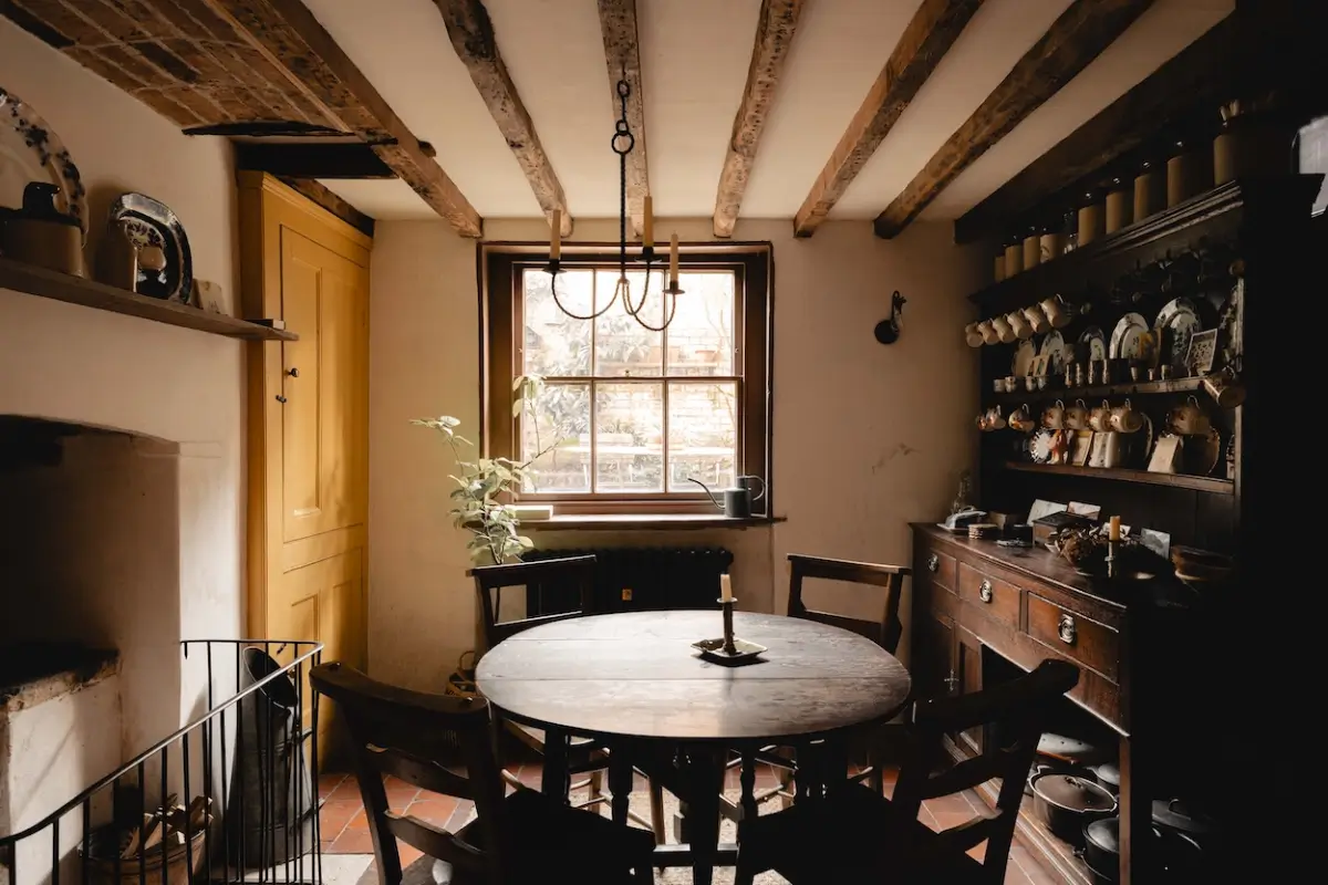 Moody Tones and Warm Light in a Restored East London Georgian Townhouse 15 moody-tones-warm-light-historic-georgian-townhouse-london