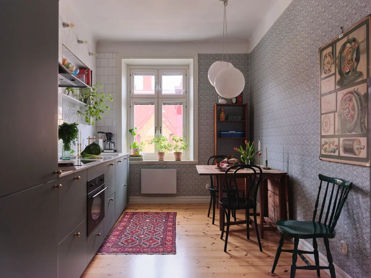 A Pink Living Room in a Top Floor Art Nouveau Apartment 17 pink-living-room-early-20th-century-apartment-nordroom
