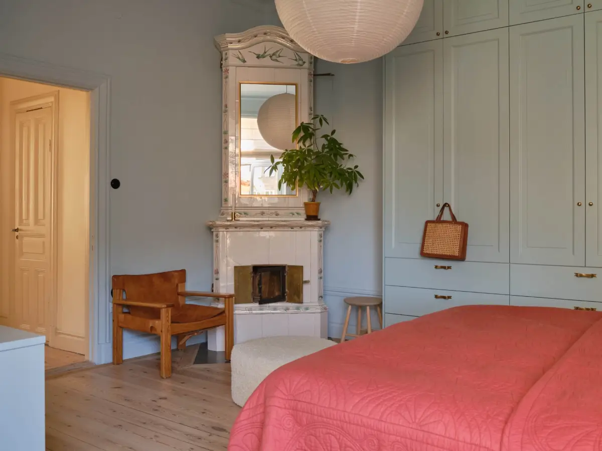 Period Details and Soft Colors in a Grand Early 20th-Century Apartment 25 preserved-charm-spacious-stockholm-apartment-nordroom