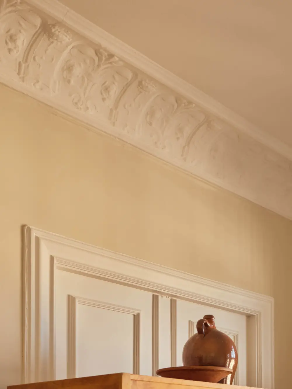 Period Details and Soft Colors in a Grand Early 20th-Century Apartment 9 preserved-charm-spacious-stockholm-apartment-nordroom
