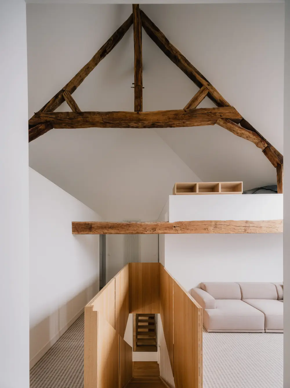 restored-old-winemakers-house-france-Atelier-FCA-nordroom