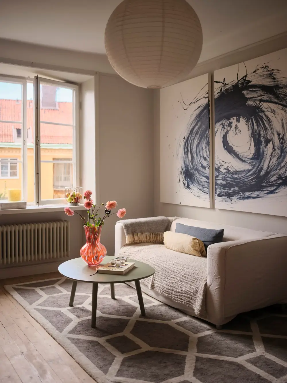 A Serene Studio Apartment with a Beautiful Green Kitchen 7 swedish-studio-apartment-charming-green-kitchen-nordroom